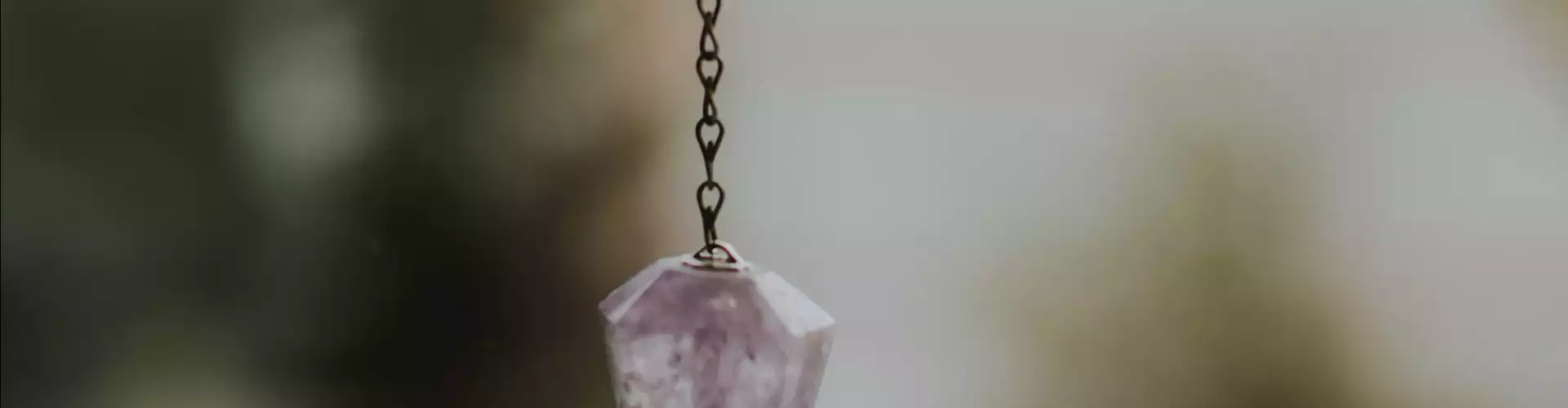 Fabricación y uso de péndulos - Online Class by Jamie Butler