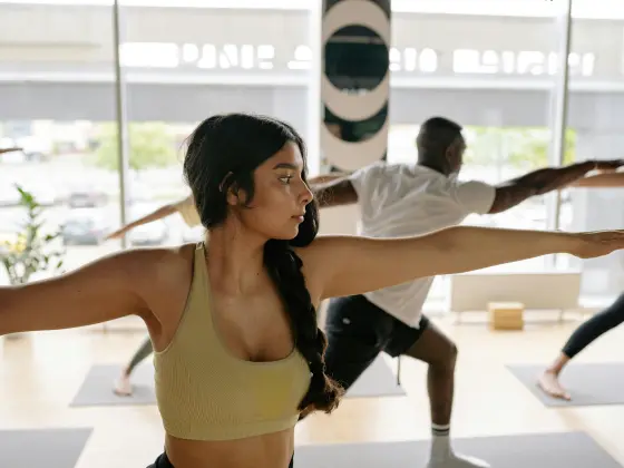 Flujo de yoga para principiantes