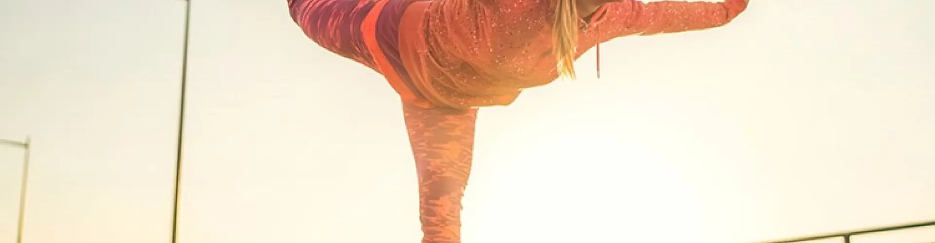 Aliran Vinyasa - Online Class by Jess Anderson